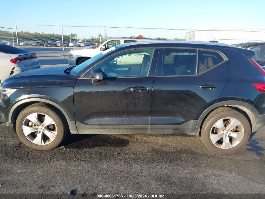 2020 Volvo Xc40 T4 Momentum VIN: YV4AC2HK5L2317419 Lot: 40661768