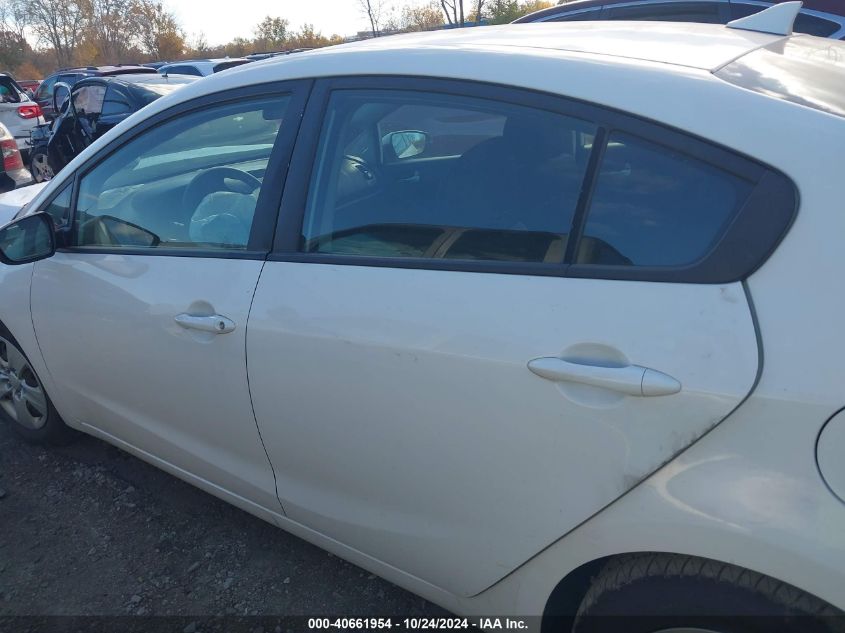 2018 Kia Forte Lx VIN: 3KPFK4A72JE232681 Lot: 40661954