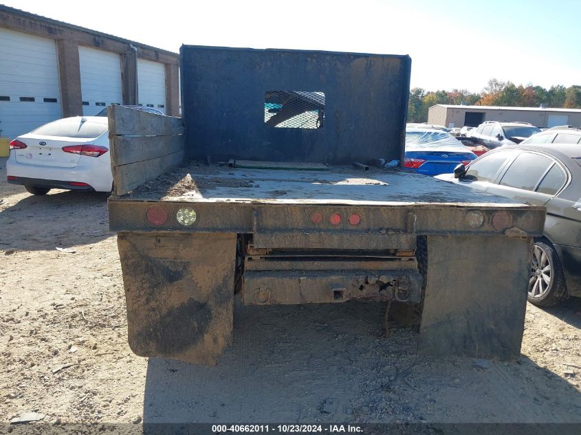 1998 Chevrolet K2500 Fleetside VIN: 1GCGK29F3WE137733 Lot: 40662011