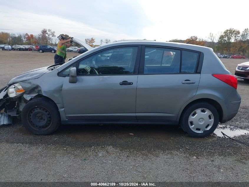 2009 Nissan Versa 1.8S VIN: 3N1BC13E59L398144 Lot: 40662189