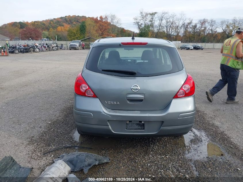 2009 Nissan Versa 1.8S VIN: 3N1BC13E59L398144 Lot: 40662189