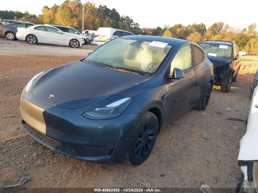 VIN 7SAYGDEE2PF754624 2023 TESLA MODEL Y no.2