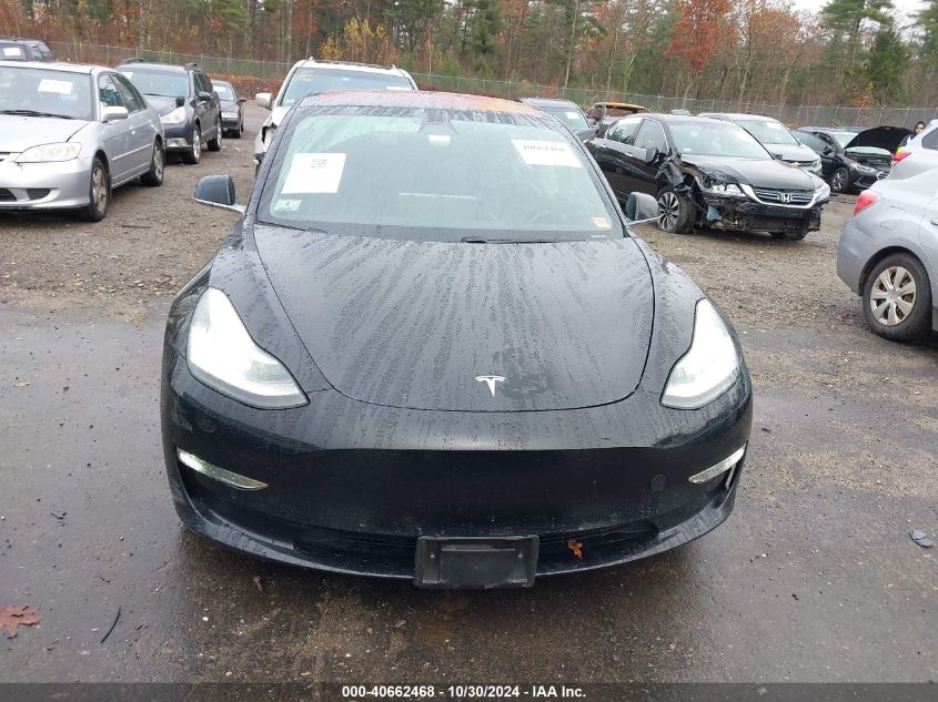 2018 Tesla Model 3 Long Range/Mid Range VIN: 5YJ3E1EA0JF154555 Lot: 40662468