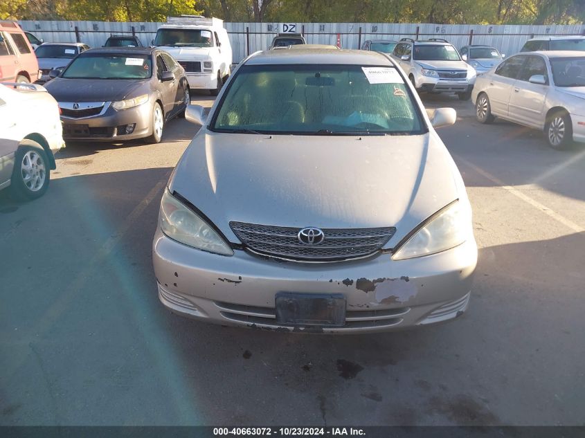 2004 Toyota Camry Le VIN: 4T1BE32K64U916735 Lot: 40663072