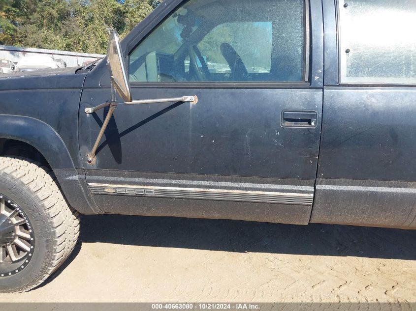 1994 Chevrolet Gmt-400 K2500 VIN: 1GCGK29K3RE224372 Lot: 40663080