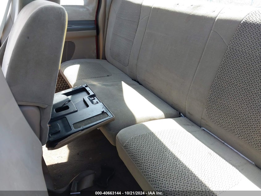 2001 Ford F-250 Lariat/Xl/Xlt VIN: 1FTNX21L21EC69367 Lot: 40663144