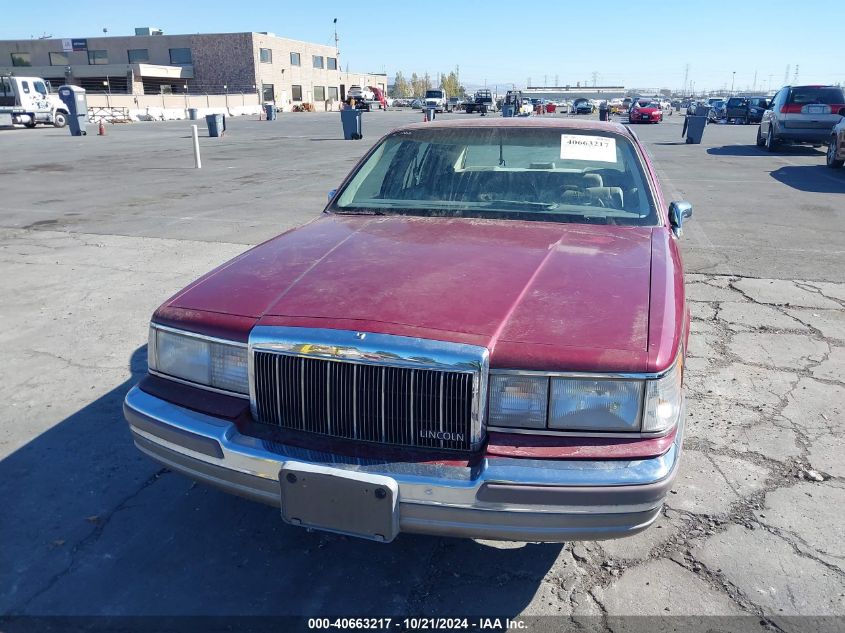 1990 Lincoln Town Car Signature VIN: 1LNCM82FXLY750749 Lot: 40663217