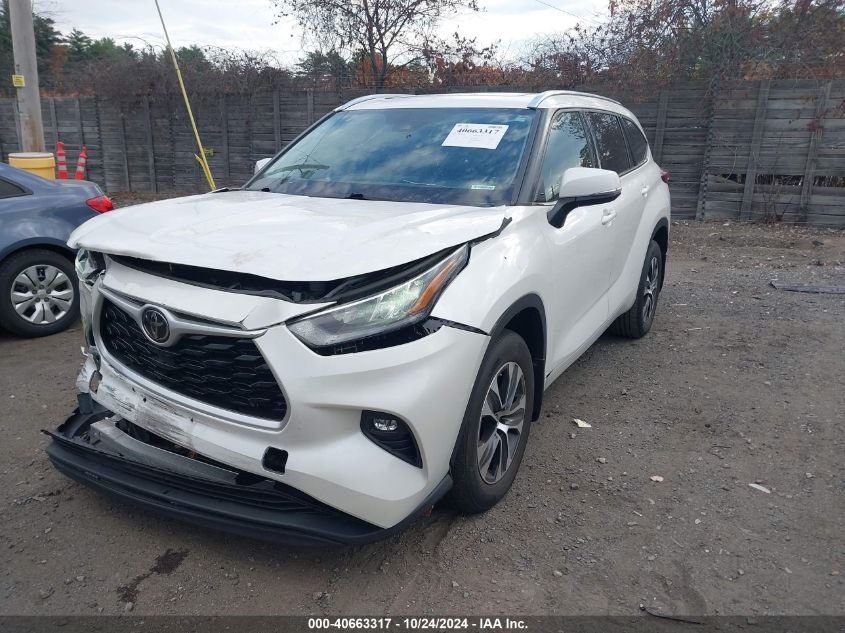 2020 TOYOTA HIGHLANDER XLE - 5TDGZRBH4LS043897