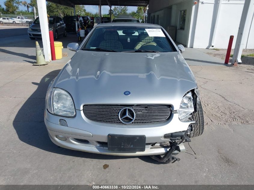 2001 Mercedes-Benz Slk 320 VIN: WDBKK65FX1F185383 Lot: 40663338