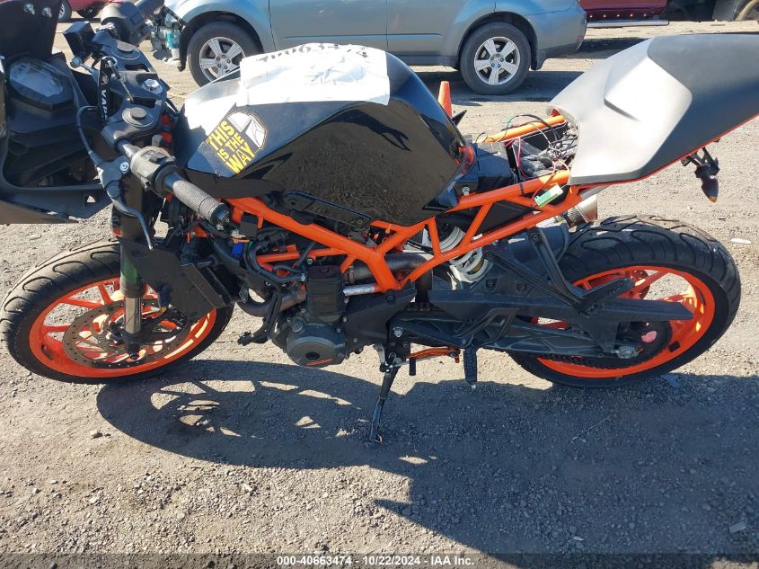 2017 Ktm 390 Duke VIN: MD2JYJ406HC270562 Lot: 40663474