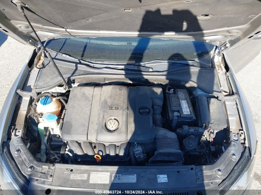 2013 Volkswagen Passat 2.5L Se VIN: 1VWBP7A39DC128566 Lot: 40663724