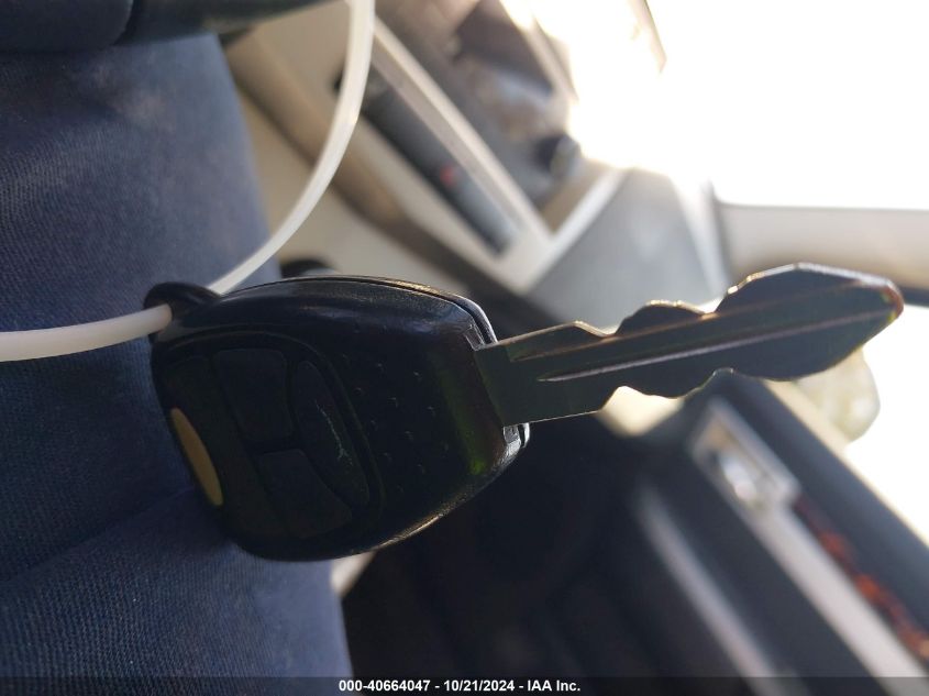 2010 Chrysler Sebring Limited VIN: 1C3CC5FB5AN133615 Lot: 40664047