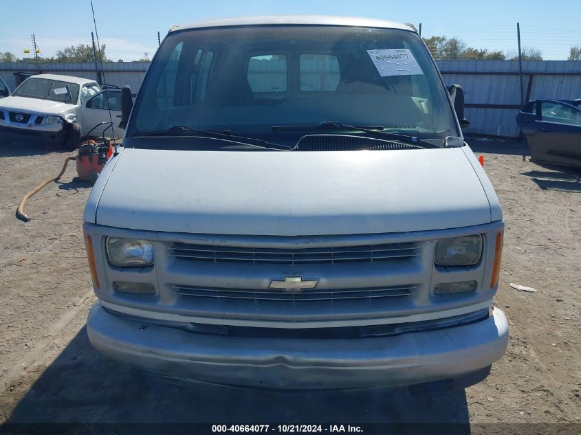 1998 Chevrolet Chevy Van G2500 VIN: 1GCFG25M9W1018447 Lot: 40664077