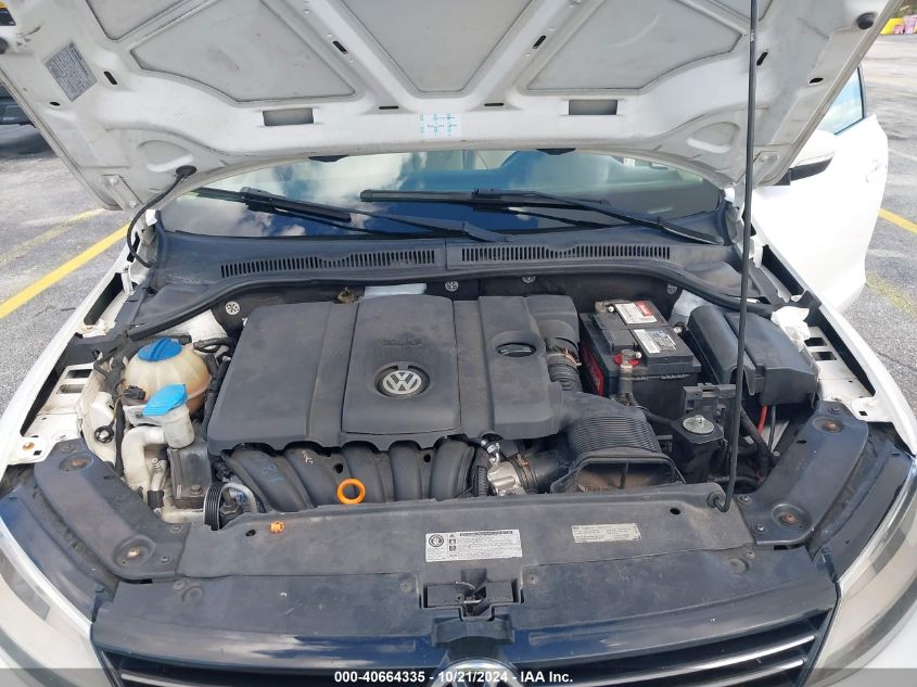 2013 Volkswagen Jetta 2.5L Se VIN: 3VWBP7AJ8DM415801 Lot: 40664335