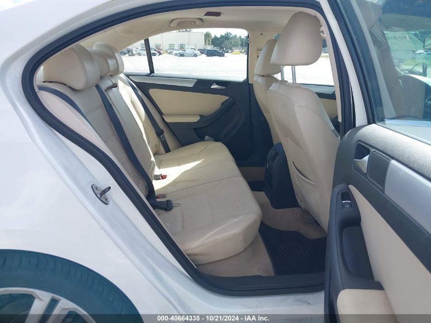 2013 Volkswagen Jetta 2.5L Se VIN: 3VWBP7AJ8DM415801 Lot: 40664335