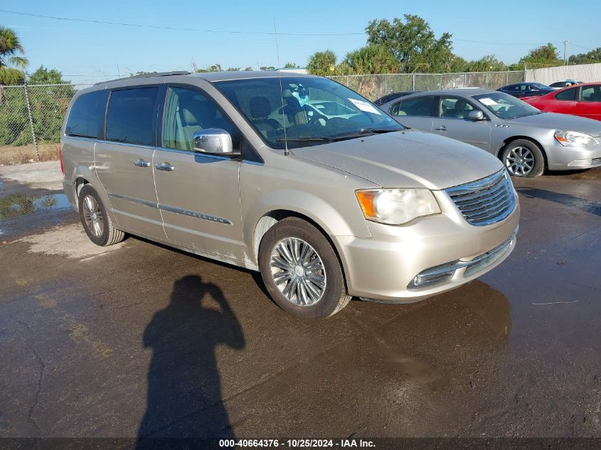 VIN 2C4RC1CG0ER116082 2014 Chrysler Town and Countr... no.1