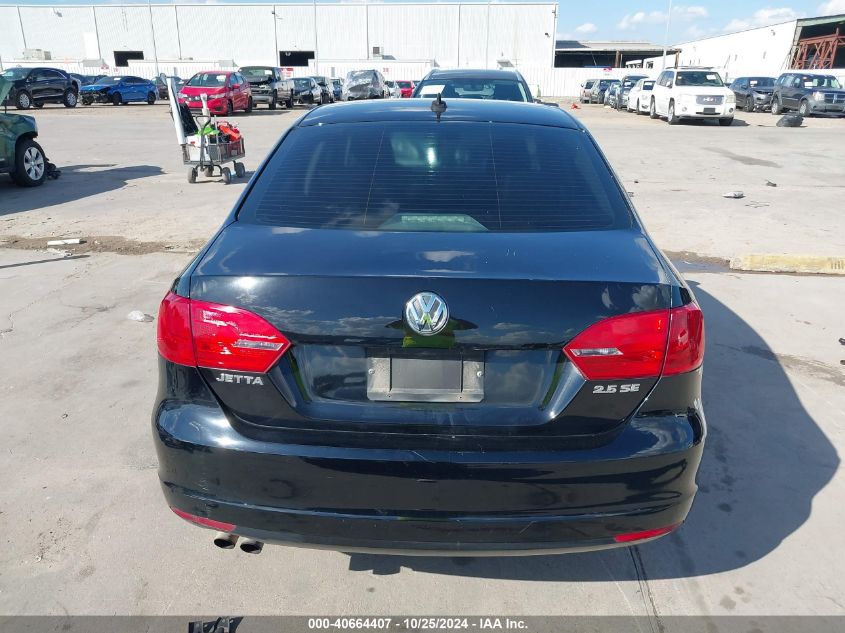 2013 Volkswagen Jetta 2.5L Se VIN: 3VWDX7AJ1DM410044 Lot: 40664407