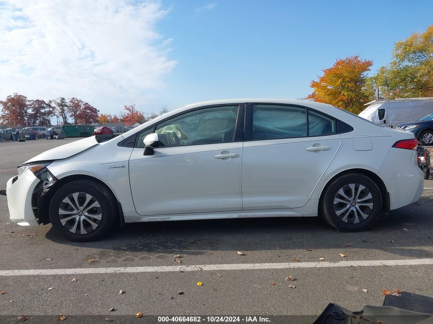 2021 TOYOTA COROLLA HYBRID LE - JTDEAMDE2MJ014062