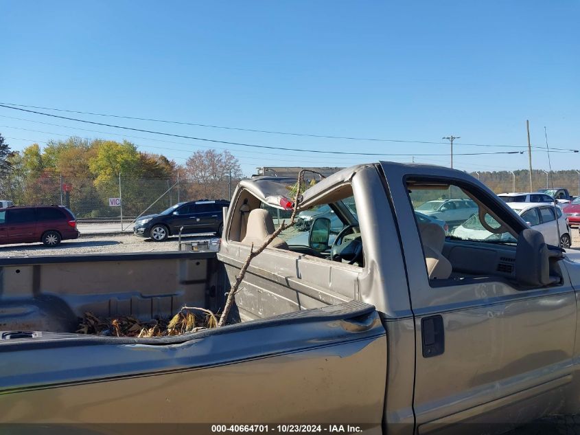 2002 Ford F-350 Xl/Xlt VIN: 1FTSF31S72EB79992 Lot: 40664701