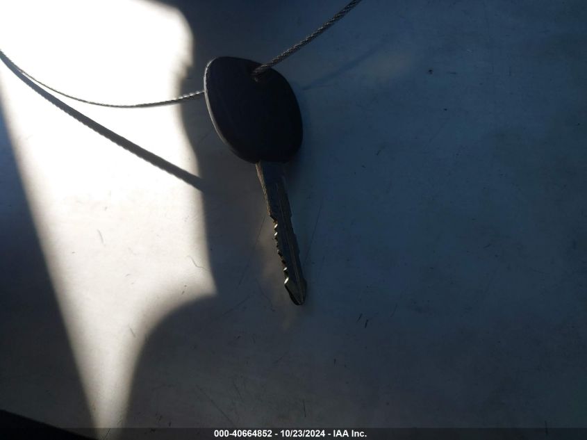 2006 Chevrolet Silverado 1500 Work Truck VIN: 1GCEC14X26Z302632 Lot: 40664852