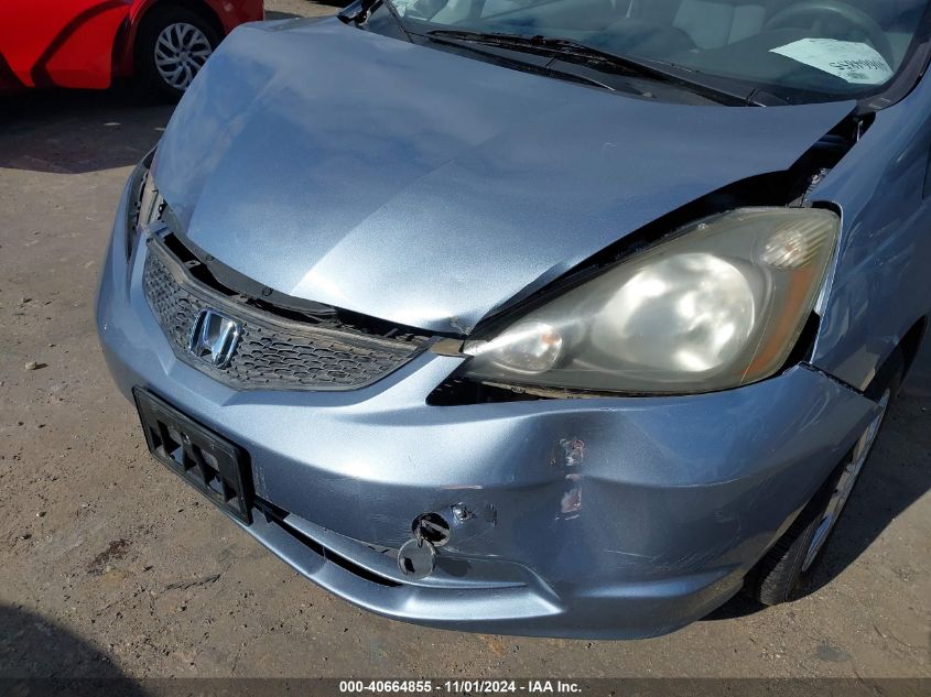 2011 Honda Fit VIN: JHMGE8H37BC019089 Lot: 40664855