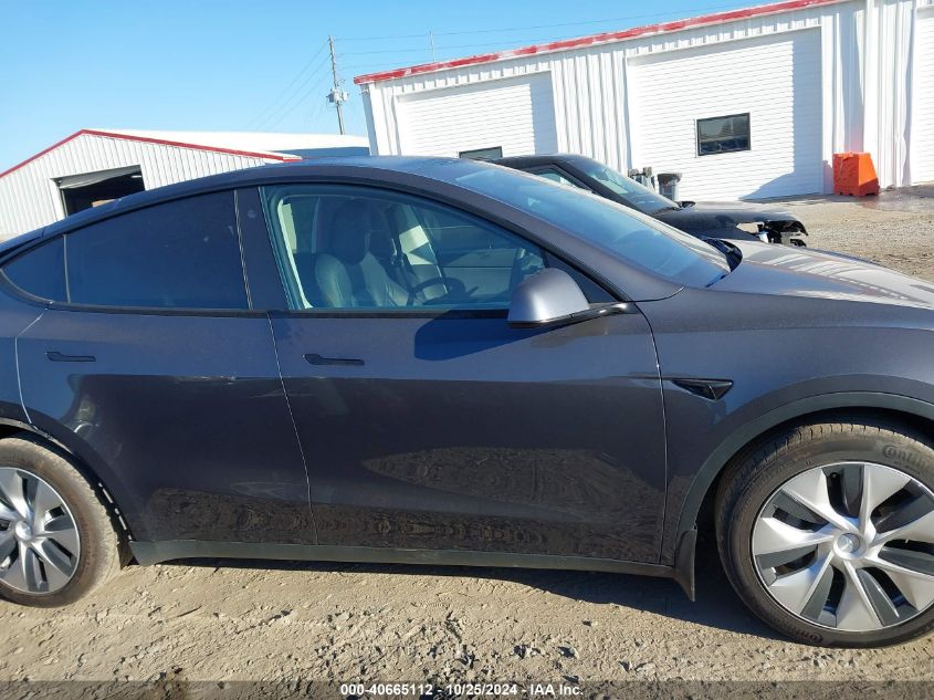 2021 Tesla Model Y Long Range Dual Motor All-Wheel Drive VIN: 5YJYGDEE1MF176900 Lot: 40665112