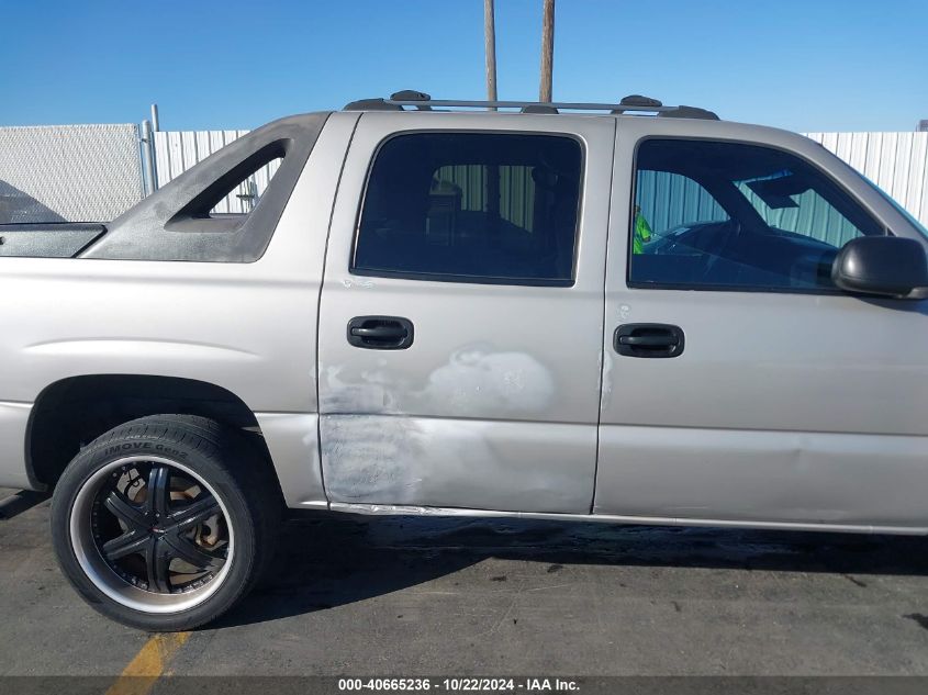 2004 Chevrolet Avalanche 1500 VIN: 3GNEC12TX4G258125 Lot: 40665236