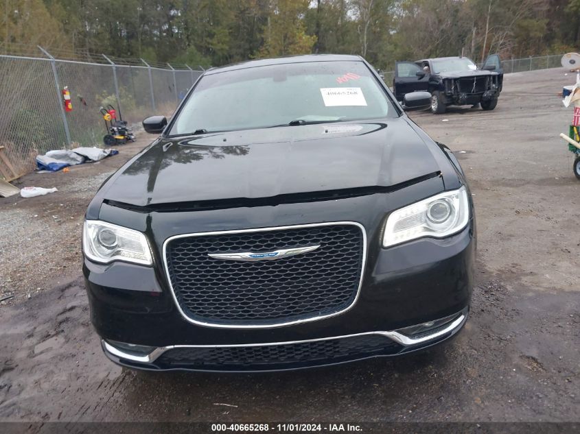 2018 Chrysler 300 Touring L VIN: 2C3CCAAG3JH117756 Lot: 40665268