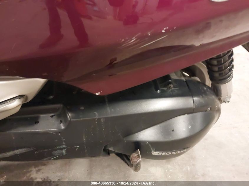 2002 Honda Fsc600 VIN: JH2PF01112K001497 Lot: 40665330