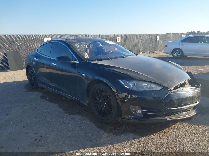 VIN 5YJSA1H28FF094169 2015 TESLA MODEL S no.1