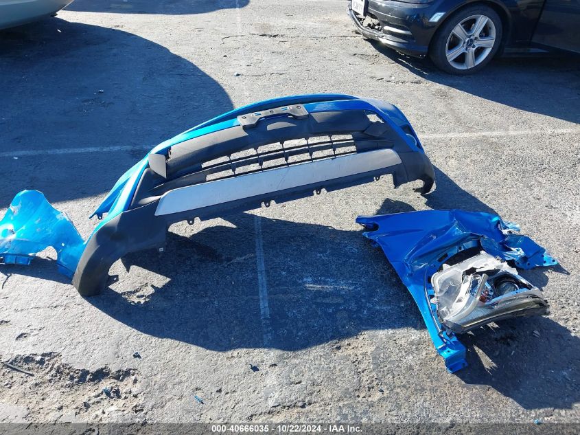 2017 Toyota Rav4 Xle VIN: JTMWFREV4HJ113697 Lot: 40666035