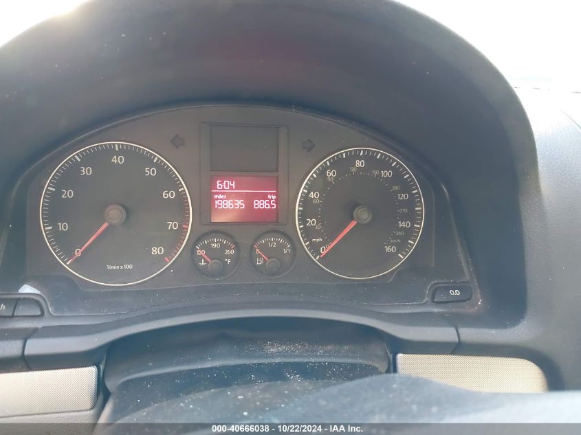 2008 Volkswagen Jetta Se/Sel VIN: 3VWRM71K08M073640 Lot: 40666038