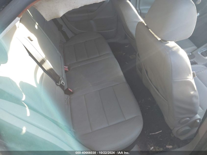 2008 Volkswagen Jetta Se/Sel VIN: 3VWRM71K08M073640 Lot: 40666038