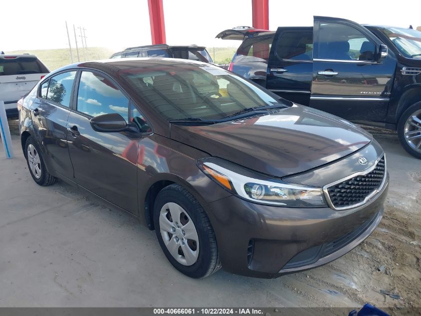 2017 Kia Forte Lx VIN: 3KPFK4A71HE011034 Lot: 40666061