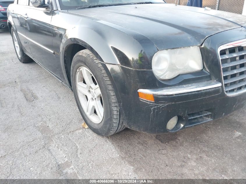2008 CHRYSLER 300C VIN: 2C3KA63HX8H165673