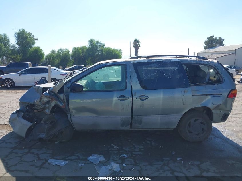 1999 Toyota Sienna Le VIN: 4T3ZF13C3XU106482 Lot: 40666436