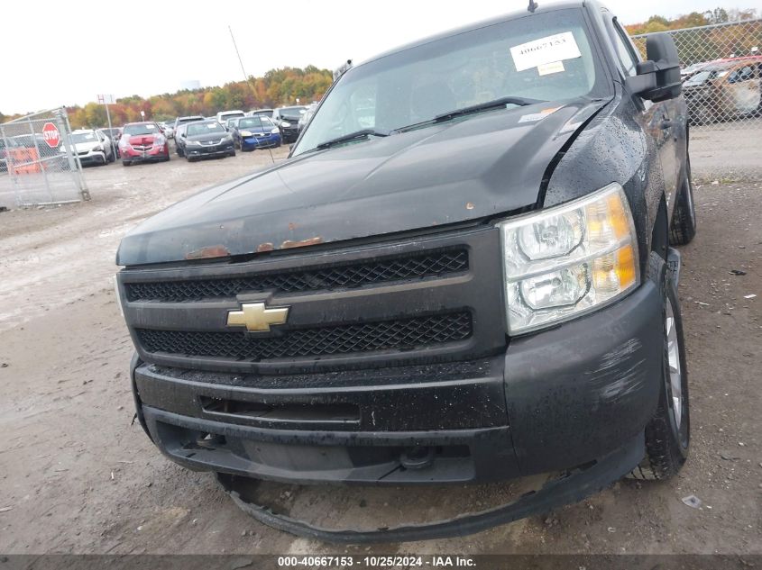 2009 Chevrolet Silverado 1500 Work Truck VIN: 1GCEC14C49Z121324 Lot: 40667153