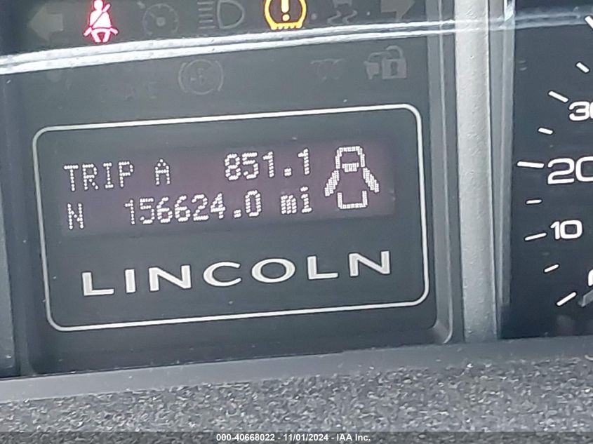 2011 Lincoln Navigator L VIN: 5LMJJ3J59BEJ09603 Lot: 40668022