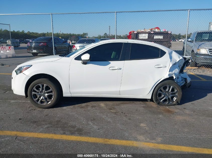 2019 Toyota Yaris L/Le/Xle VIN: 3MYDLBYV8KY517710 Lot: 40668175