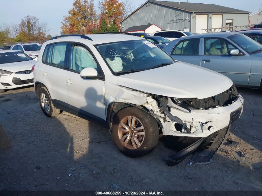 2016 Volkswagen Tiguan S VIN: WVGBV7AX7GW554136 Lot: 40668259