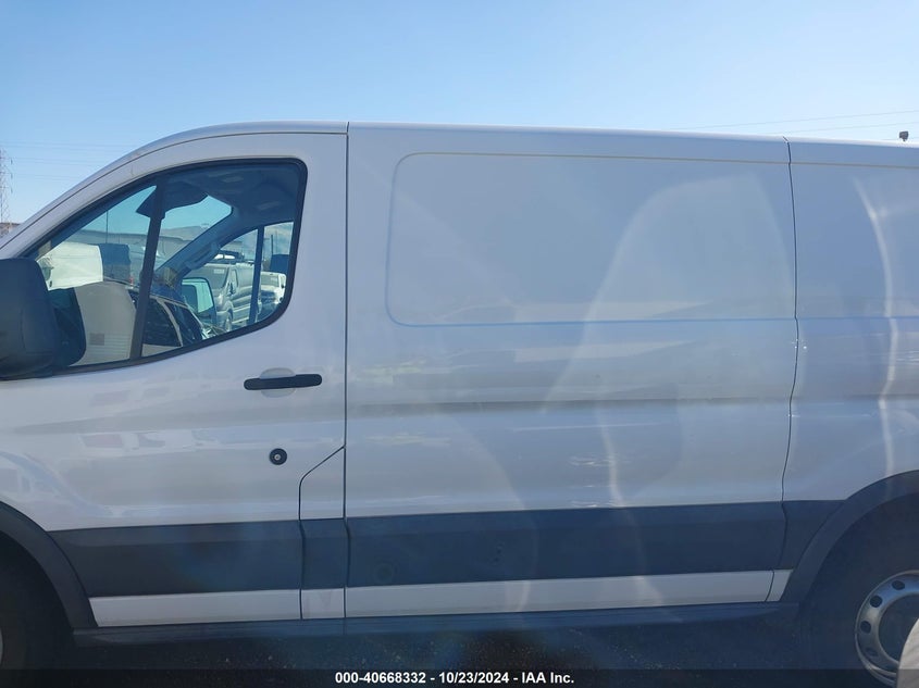 VIN 1FTYR1YM6HKA34255 2017 FORD TRANSIT-250