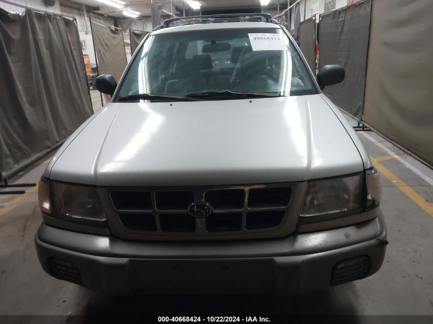 2000 Subaru Forester S VIN: JF1SF6559YH705493 Lot: 40668424