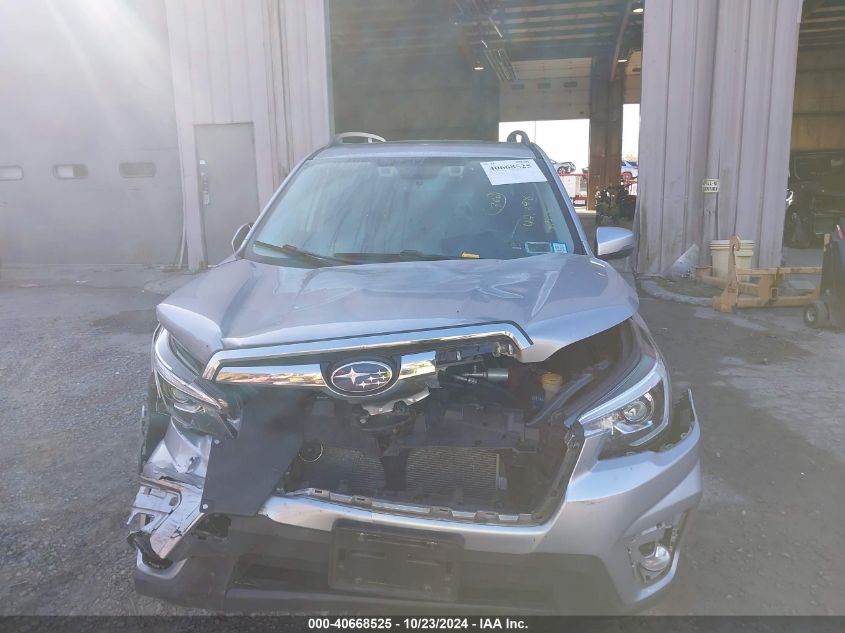 2019 Subaru Forester Limited VIN: JF2SKAUC4KH590500 Lot: 40668525