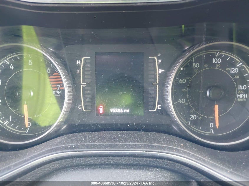 VIN 1C4PJLCB4KD348681 2019 JEEP CHEROKEE LATITUDE FWD