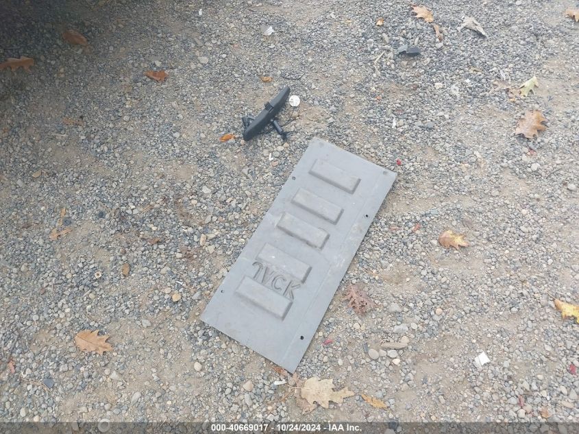 2006 GMC Savana Work Van VIN: 1GTGG25V861275015 Lot: 40669017