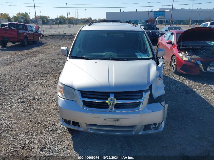 2010 Dodge Grand Caravan Sxt VIN: 2D4RN5D12AR251413 Lot: 40669076