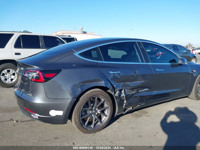 2018 Tesla Model 3 Long Range/Mid Range VIN: 5YJ3E1EA3JF157997 Lot: 40669139