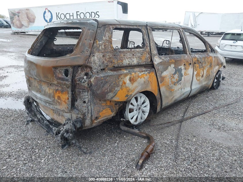 Vin: kndmb5c11h6228417, lot: 41158521, kia sedona lx 20174
