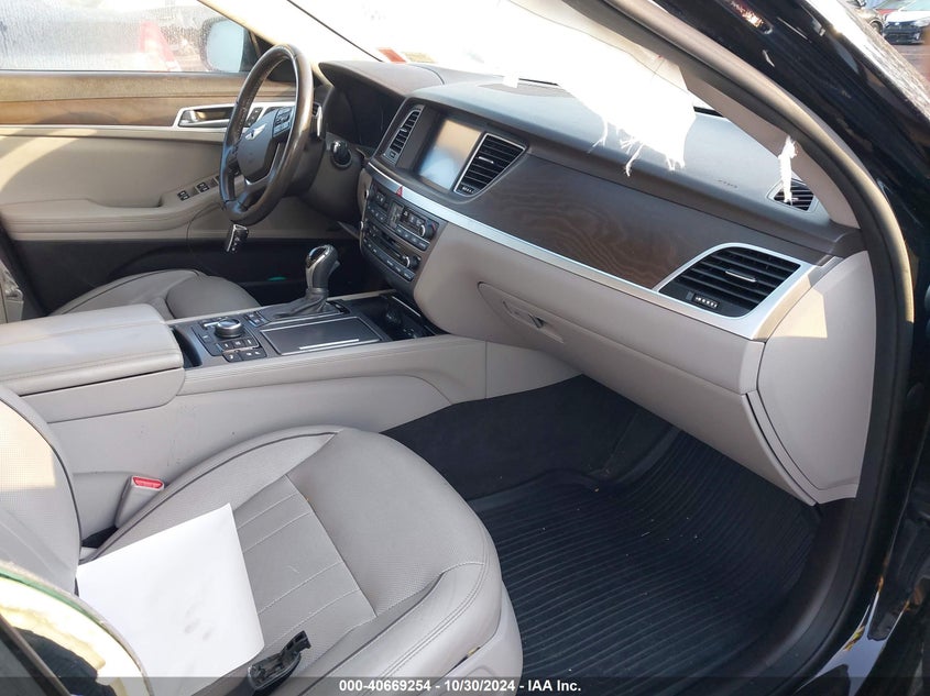 2015 HYUNDAI GENESIS 3.8 - KMHGN4JE2FU100793