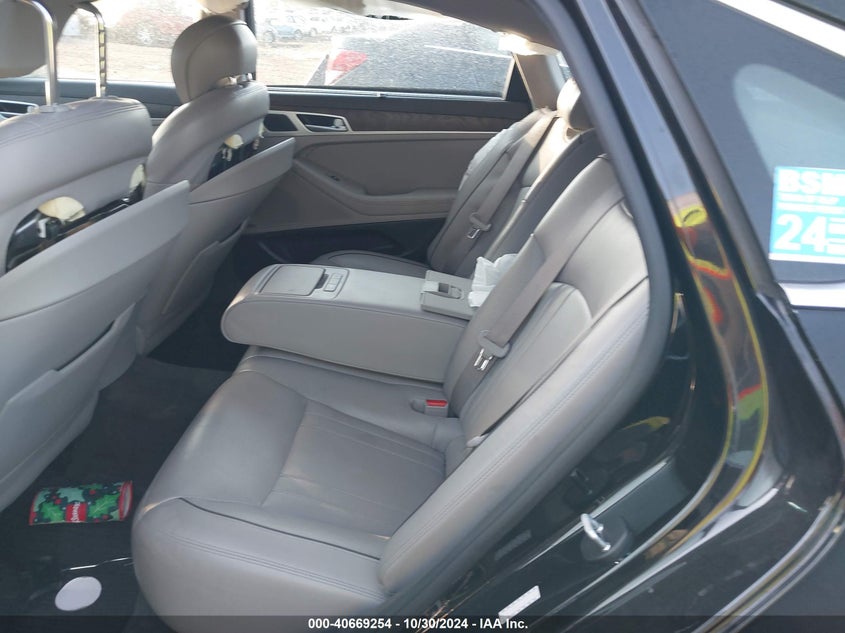 2015 HYUNDAI GENESIS 3.8 - KMHGN4JE2FU100793